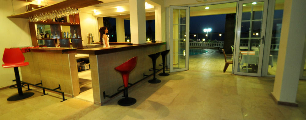 Ado Beach Hotel Turgutreis Zewnętrze zdjęcie